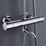Grifo Para Columna De Ducha de CON CAÑO acabado cromo brillo de latón